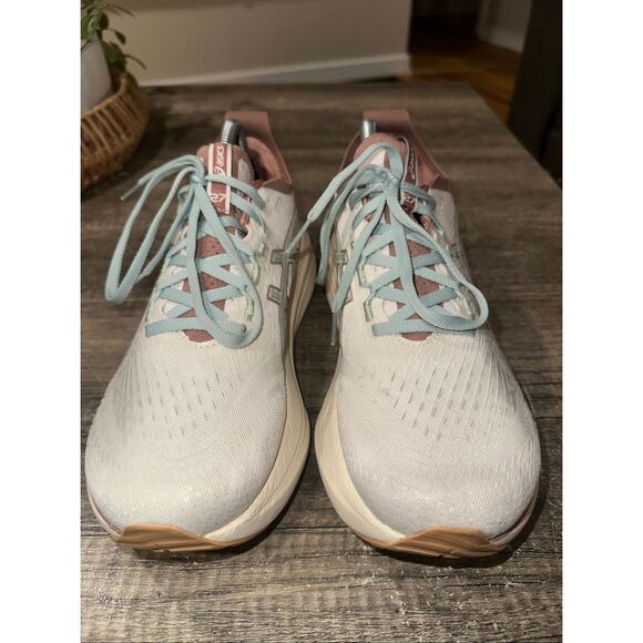 ASIC GEL-NIMBUS 27 Women’s Running Shoe Size 9 - Picture 5 of 10